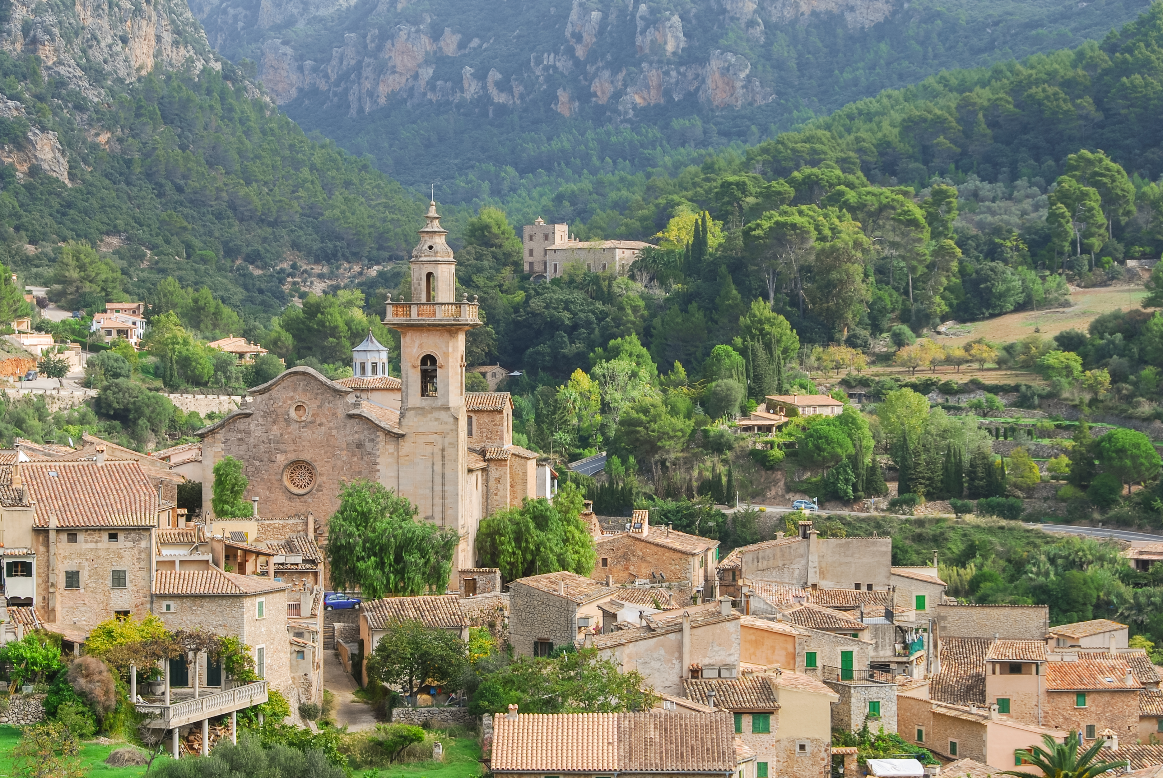 La Guía Completa de Valldemossa: ¿Vale la pena visitar el pueblo más famoso de Mallorca?